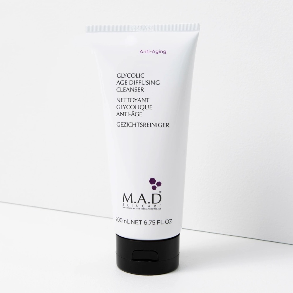 Mad Skincare Glycolic Age Diffusing Cleaner Anti-Aging